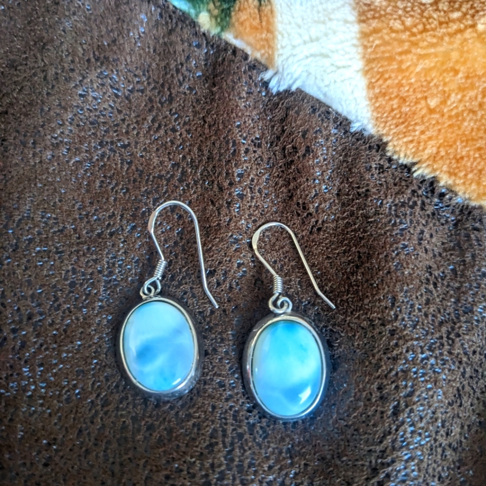 Dangly earrings in sterling silver